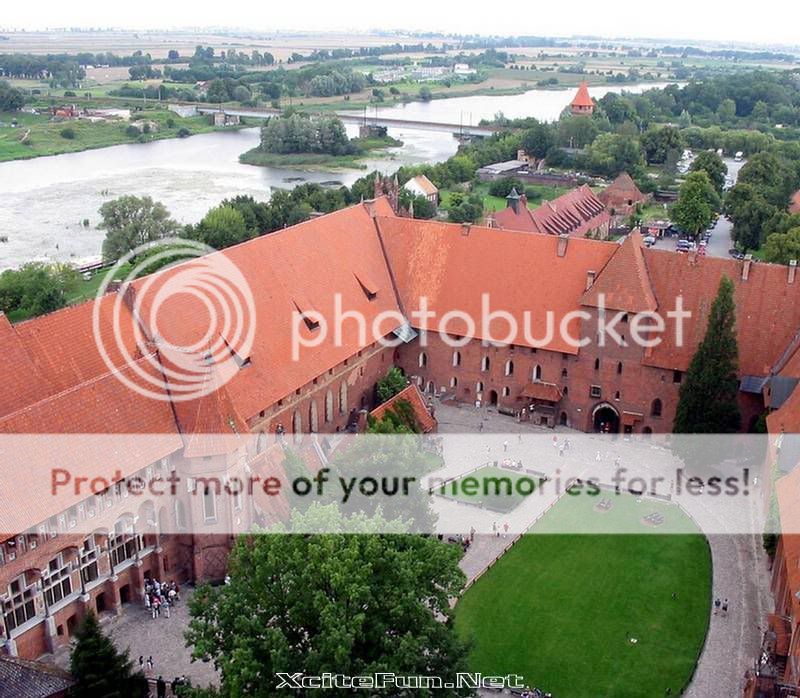Medievla Gothic Castle Poland Malbork Castle