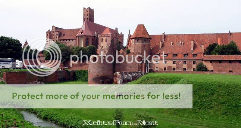 Medievla Gothic Castle Poland Malbork Castle