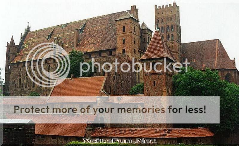 Medievla Gothic Castle Poland Malbork Castle