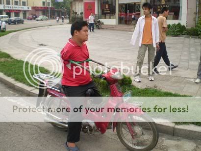 Brave Person Armless Motorcycle Rider