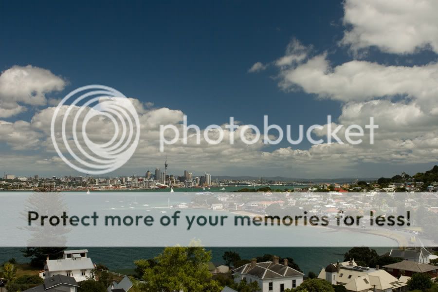 IMAGE: http://i905.photobucket.com/albums/ac257/bahamuthae86/original.jpg