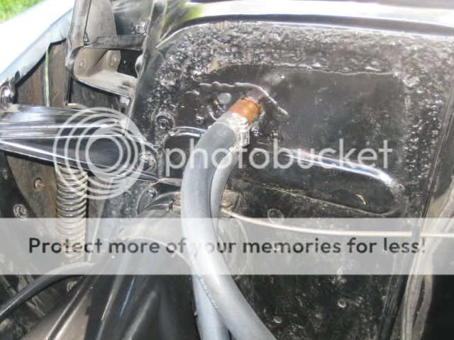 [Linked Image from i905.photobucket.com]